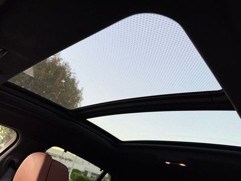 New 2026 BMW X6 M60i image 21