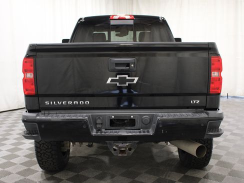 Used 2017 Chevrolet Silverado 2500 LTZ w/ Duramax Plus Package AWD/4WD image 30