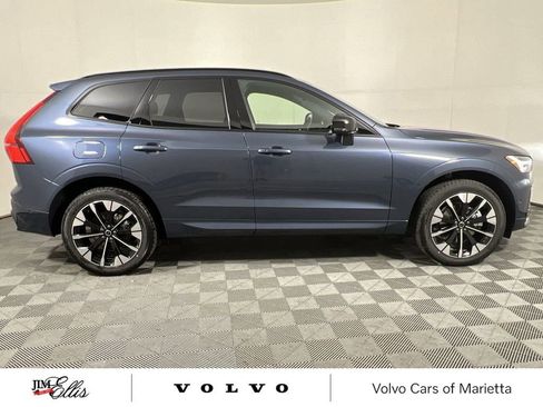 New 2026 Volvo XC60 B5 Plus w/ Protection Package Premier image 9