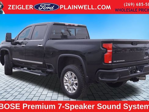 Used 2024 Chevrolet Silverado 2500 High Country image 5