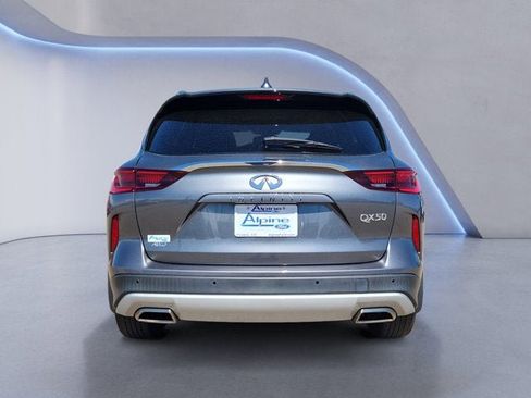 Used 2022 INFINITI QX50 Luxe image 4