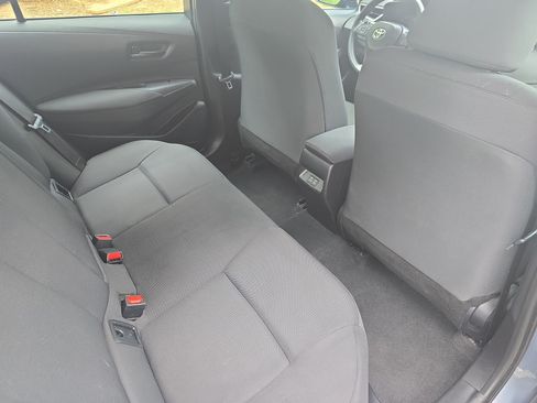 Used 2024 Toyota Corolla LE FWD image 11