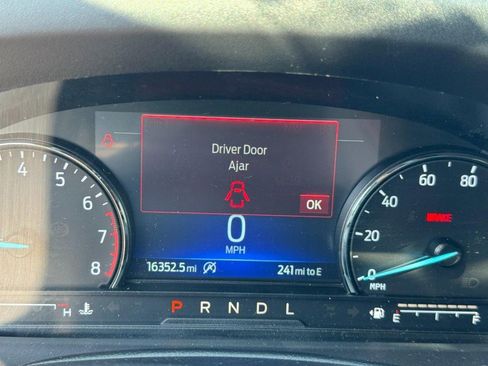 Used 2023 Ford Explorer XLT w/ Equipment Group 202A image 20