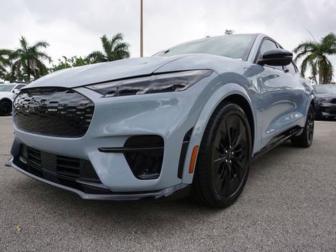 Used 2025 Ford Mustang Mach-E GT AWD/4WD image 23