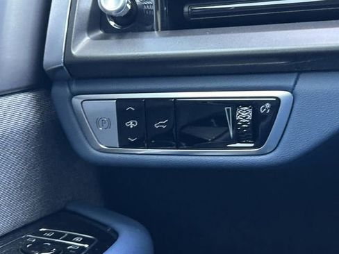 New 2026 Cadillac Vistiq Premium Luxury image 22