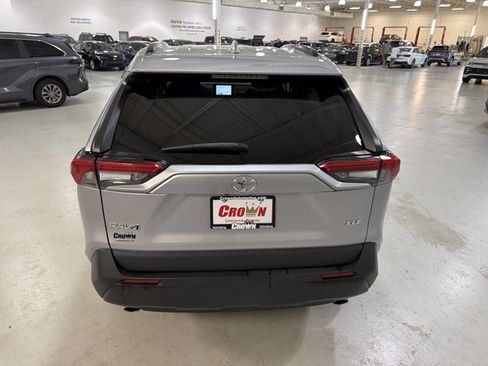 Used 2024 Toyota RAV4 XLE FWD image 7