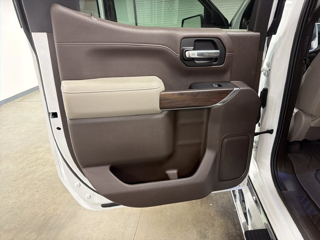 Used 2019 GMC Sierra 1500 SLT w/ SLT Premium Plus Package AWD/4WD image 31