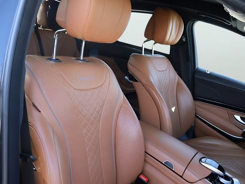 Used 2019 Mercedes-Benz S 560 Sedan image 13