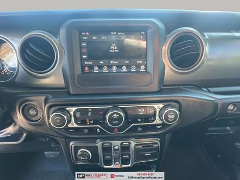 Used 2023 Jeep Gladiator Sport AWD/4WD image 14