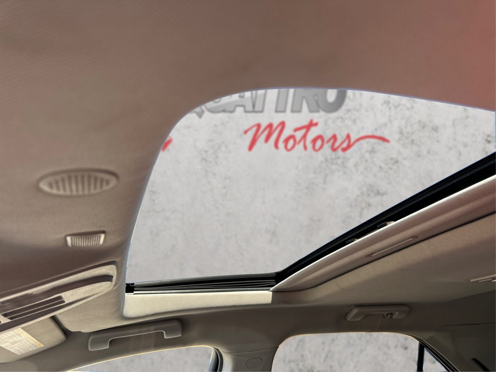 Used 2017 Chevrolet Equinox LT FWD image 28