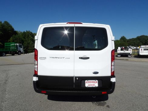 Used 2025 Ford Transit 250 Low Roof w/ Exterior Upgrade Package RWD image 6