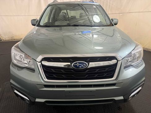 Used 2018 Subaru Forester 2.5i Premium w/ All-Weather Package image 3