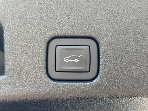 Used 2026 Buick Enclave Sport Touring FWD image 31