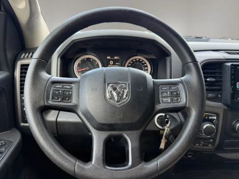 Used 2017 RAM 1500 Express AWD/4WD image 15