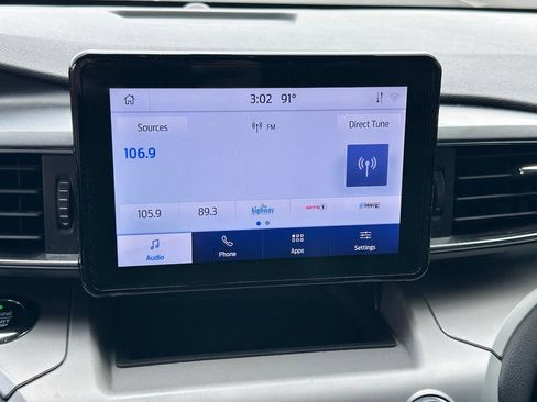Used 2020 Ford Explorer XLT w/ Equipment Group 202A RWD image 6