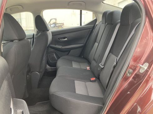 Used 2022 Nissan Sentra SV FWD image 23