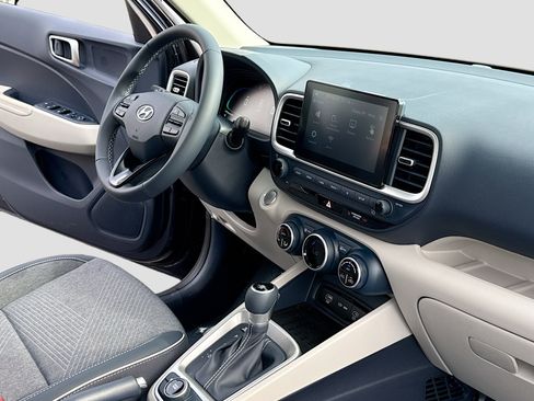New 2026 Hyundai Venue SEL image 5