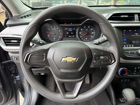 Certified 2021 Chevrolet TrailBlazer LS FWD image 11