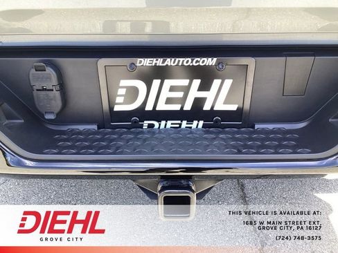 Used 2025 Chevrolet Colorado ZR2 AWD/4WD image 12