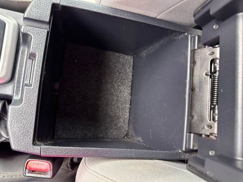 Used 2018 Toyota Tacoma SR5 RWD image 26