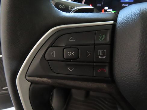 Used 2022 Jeep Grand Cherokee Limited 4xe image 16