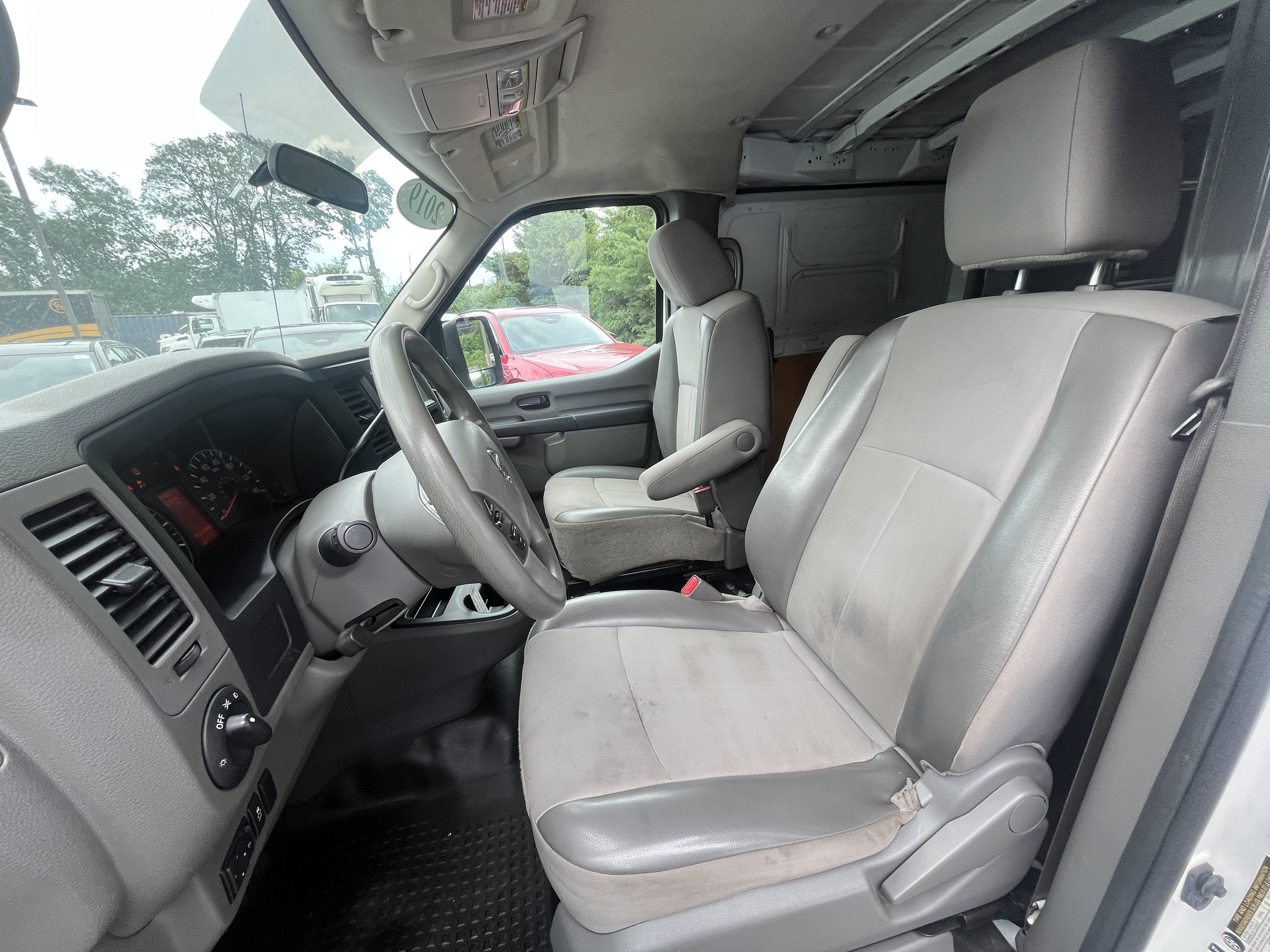 Used 2019 Nissan NV 2500 S w/ Back Door Glass Package RWD image 13