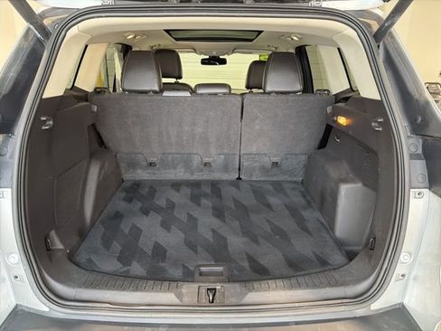Used 2015 Ford Escape Titanium FWD image 30