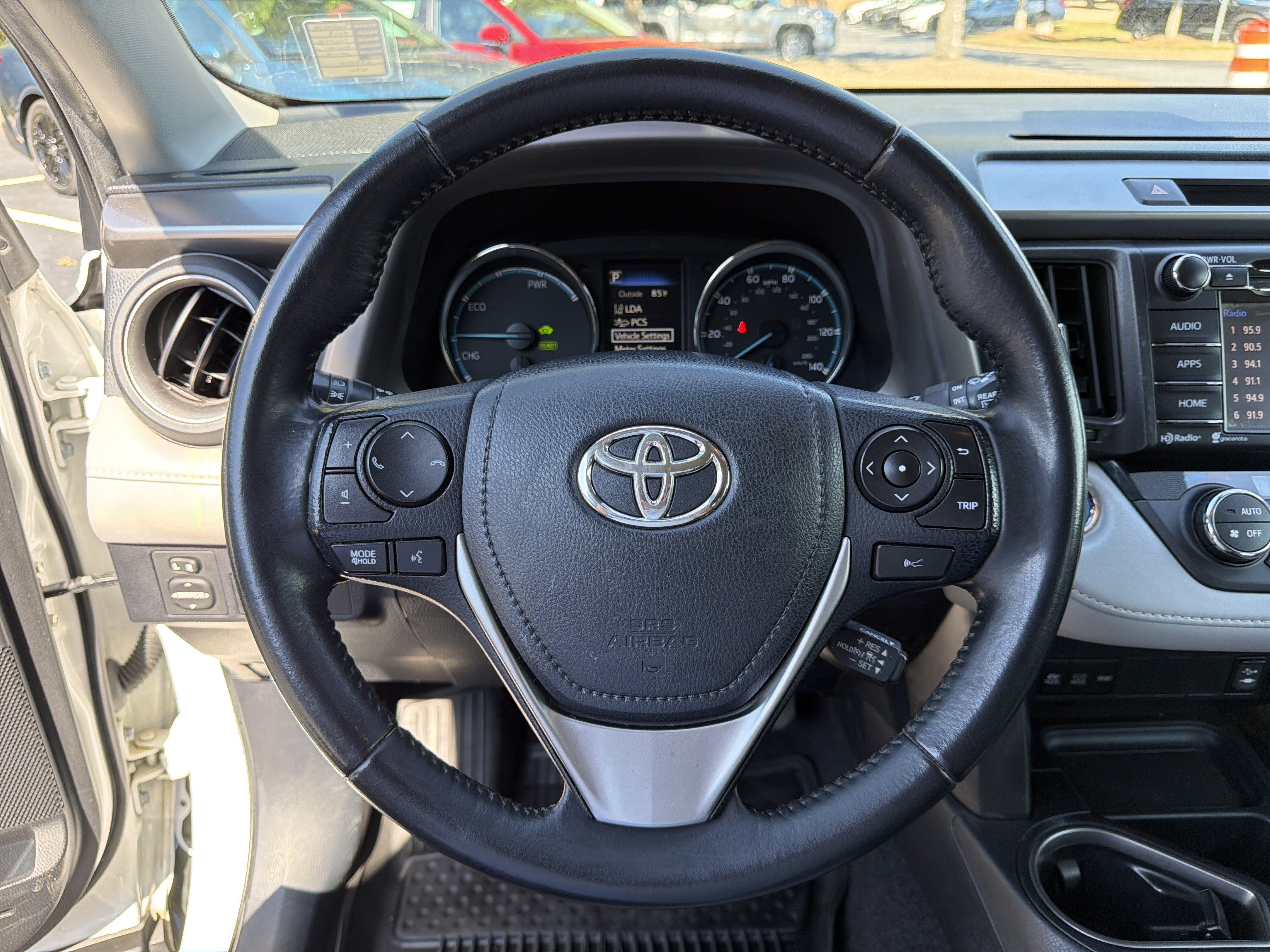 Used 2018 Toyota RAV4 XLE w/ Protection Package AWD/4WD image 23