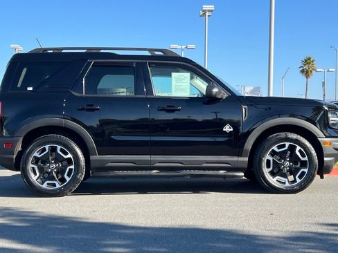 Used 2022 Ford Bronco Sport Outer Banks w/ Tech Package image 3