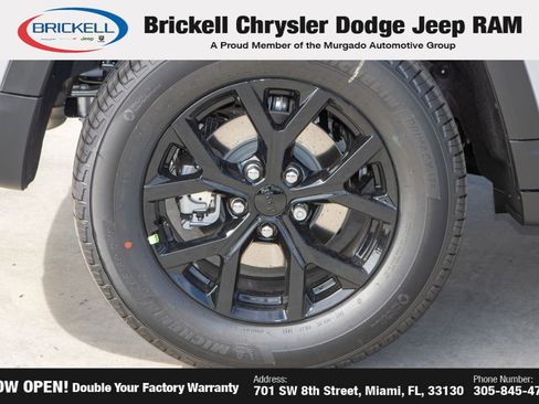 New 2025 Jeep Grand Cherokee Laredo RWD image 39