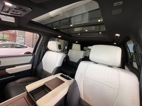 Certified 2024 Toyota Sequoia Capstone AWD/4WD image 9