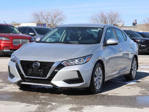 Used 2023 Nissan Sentra S image 6