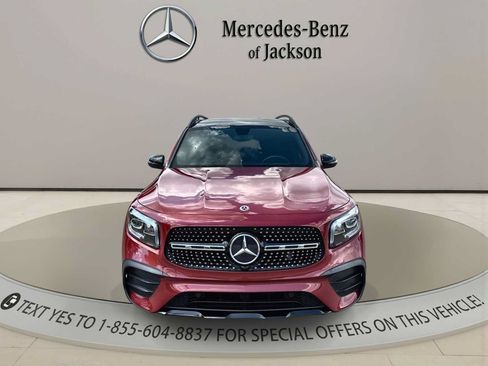 Used 2020 Mercedes-Benz GLB 250 image 3