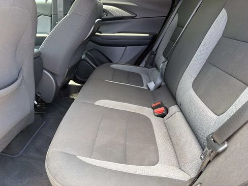 Used 2023 Chevrolet TrailBlazer LT FWD image 11