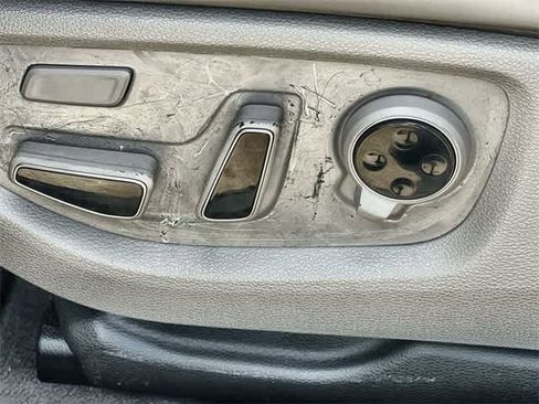 Used 2015 Hyundai Genesis 3.8 w/ Option Group 04 image 31