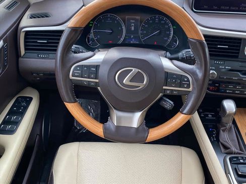 Used 2018 Lexus RX 350L image 5