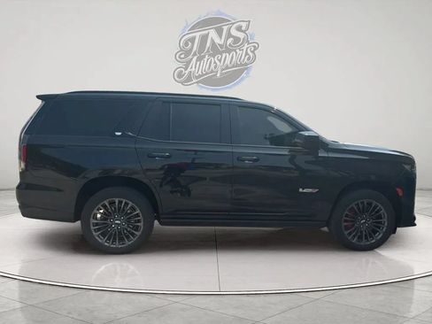 Used 2023 Cadillac Escalade V AWD/4WD image 7