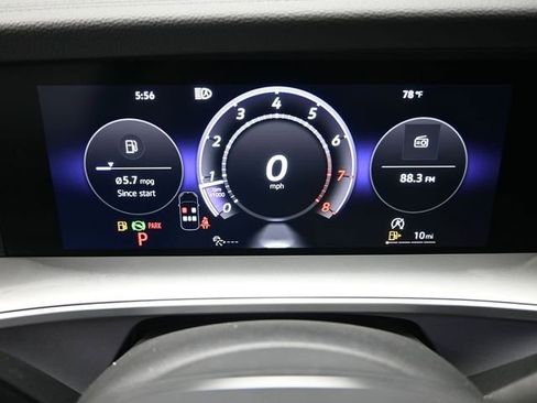 New 2026 Volkswagen Tiguan SE image 32