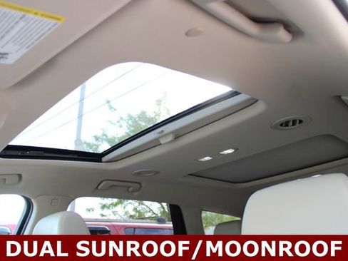 Used 2020 Buick Enclave Essence w/ LPO, Luxury Package AWD/4WD image 7