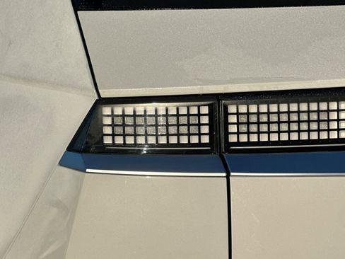 Used 2024 Hyundai Ioniq 5 Limited image 33