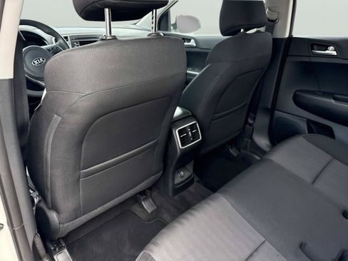 Used 2017 Kia Sportage LX FWD image 13