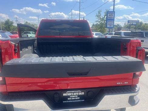 Used 2021 GMC Sierra 2500 SLE w/ SLE Value Package; image 32