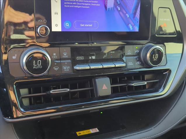 Used 2023 Toyota Highlander XLE FWD image 19