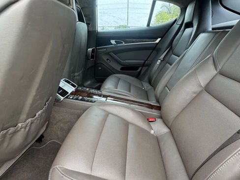 Used 2014 Porsche Panamera Turbo image 13