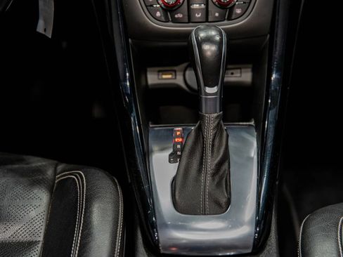 Used 2019 Buick Cascada Premium FWD image 12