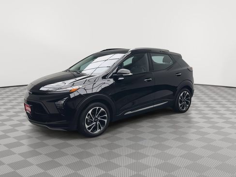 Used 2023 Chevrolet Bolt EUV Premier w/ Sun & Sound Package image 36