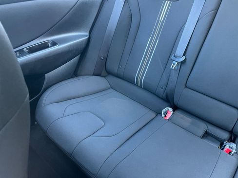 Used 2025 Hyundai Elantra SEL image 39