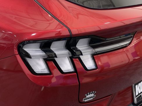 Used 2022 Ford Mustang Mach-E GT AWD/4WD image 16