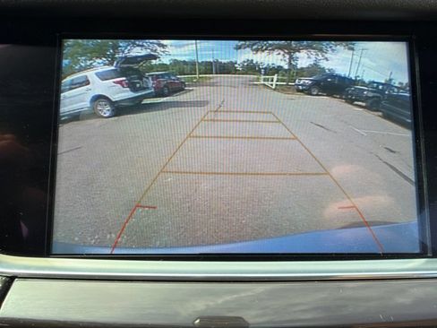 Used 2019 Cadillac XT5 FWD image 25