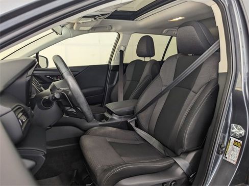 Certified 2021 Subaru Outback Premium image 5